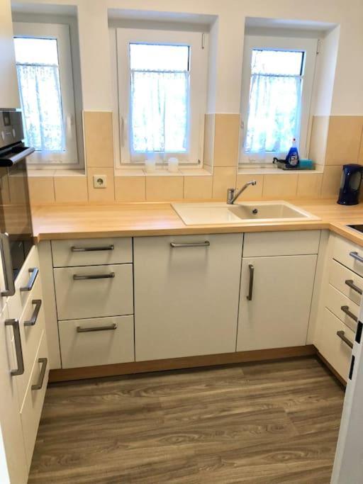 Schoene Ferienwohnung Direkt Am Neckar Deißlingen 外观 照片